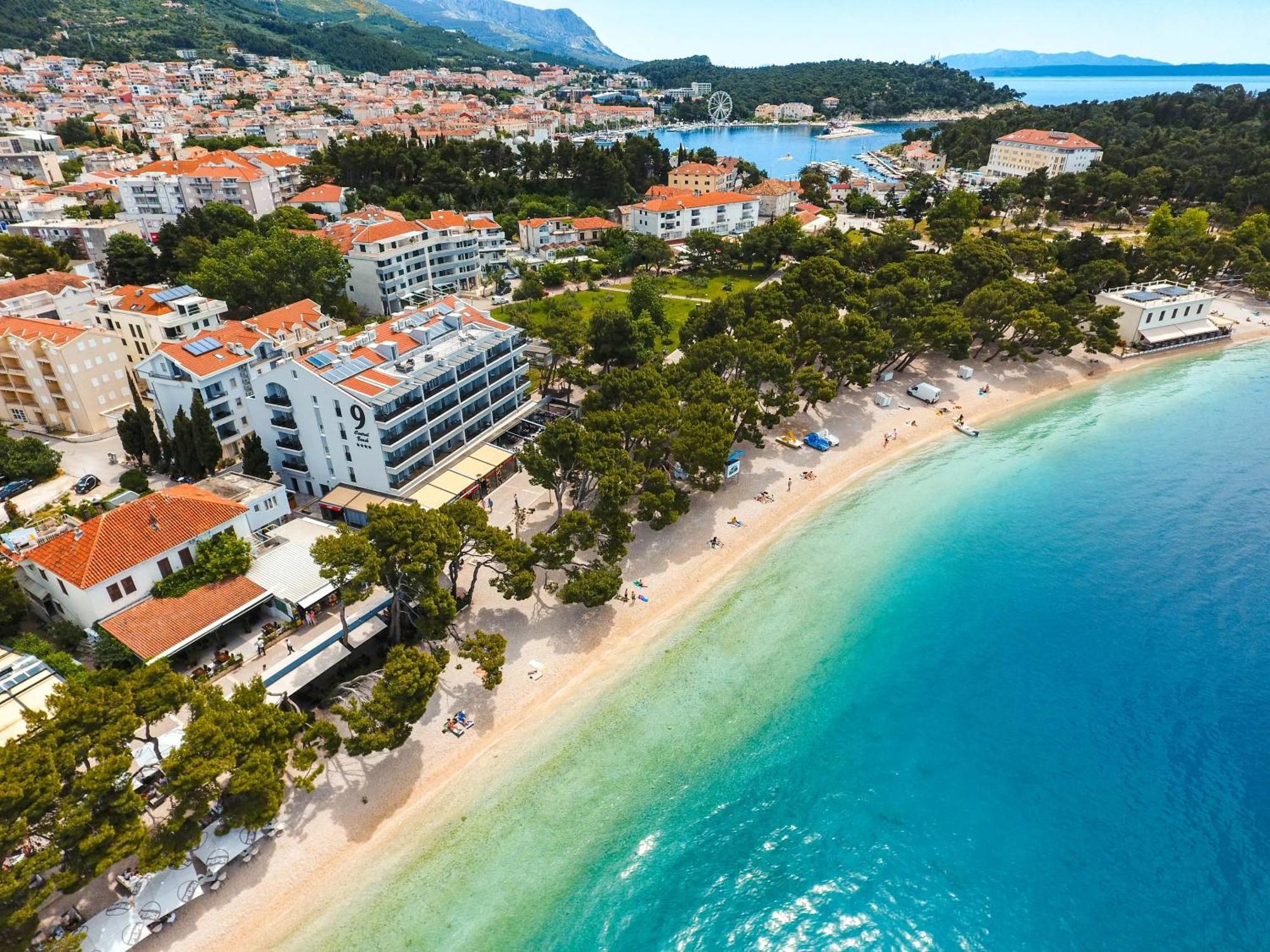 Modern In With Sea View Apartament